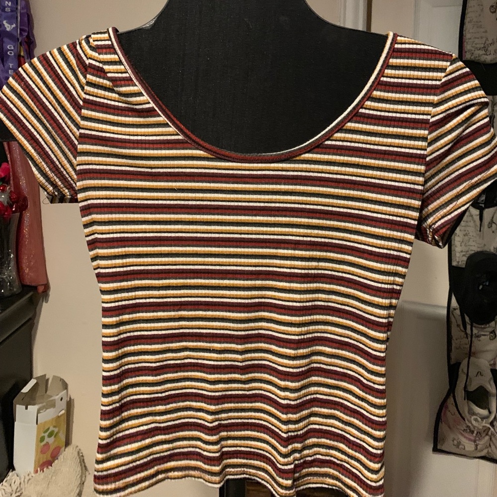 Stripped crop top 🌸